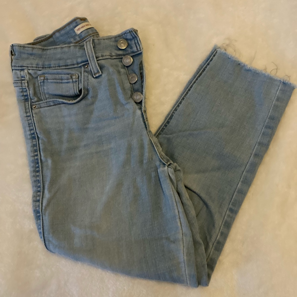 Levi jeans
